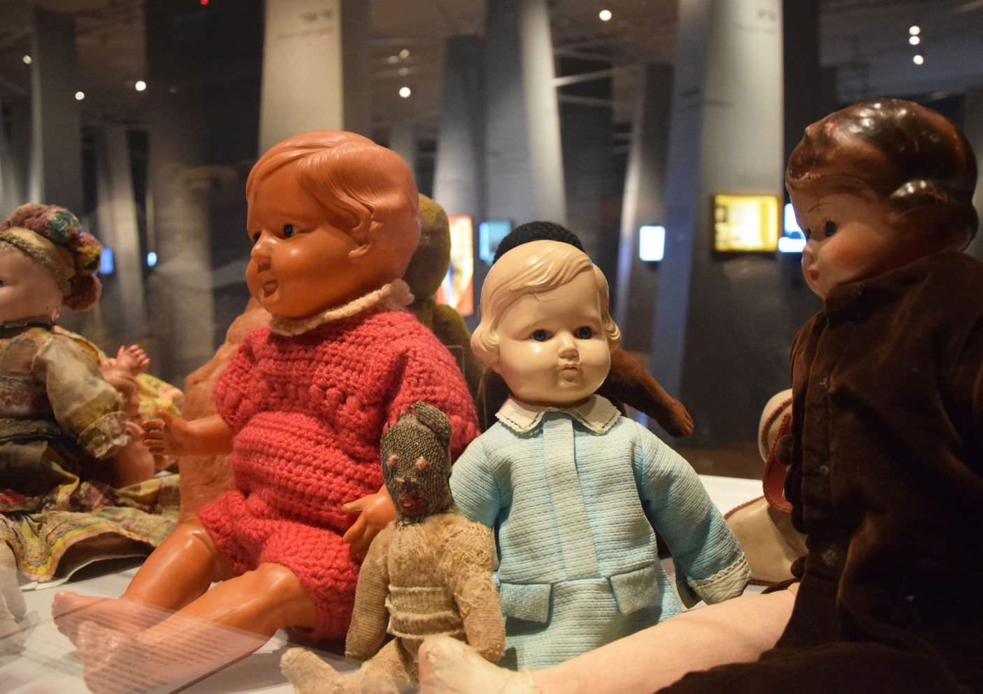 Fred Lessing's teddy bear on display in the "Children in the Holocaust: Stars Without a Heaven" exhibition at Yad Vashem. Credit: Courtesy of Fred Lessing/Yad Vashem 