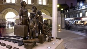 The Children of the Kindertransport sculpture, outside Liverpool Street Station in London (John Chase, 2006)